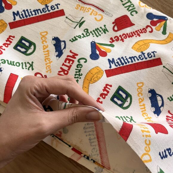 Vintage 70s 2 Yards x 45” Cartoon Science Teacher Metric System Thick Canvas - Picture 3 of 3